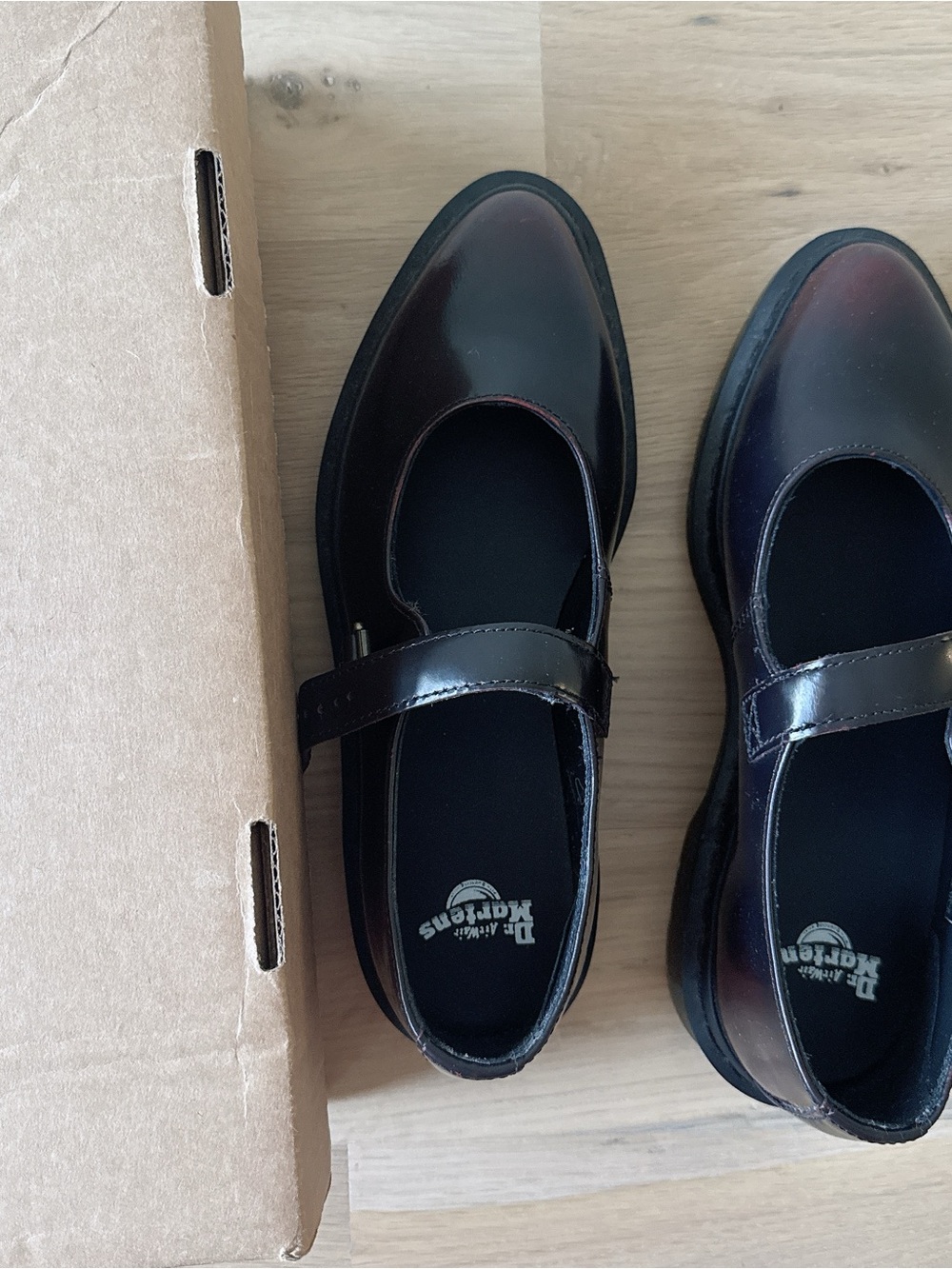 NIB Dr. Martens Elphie Mary Jane Flats in Cherry Red Arcadia - Picture 2 of 11